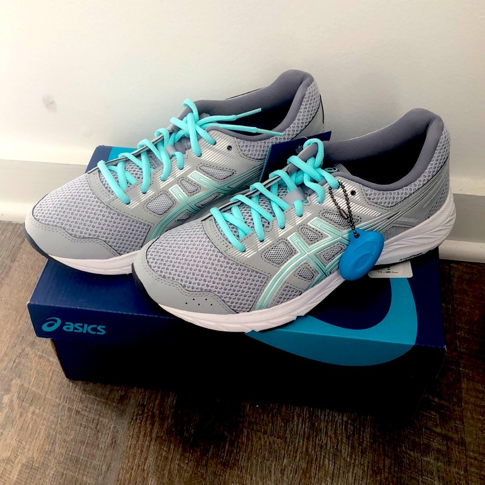 COPY - ASICS Everyday Comfort Sneakers with AmpliFoam women’s 7.5 wide